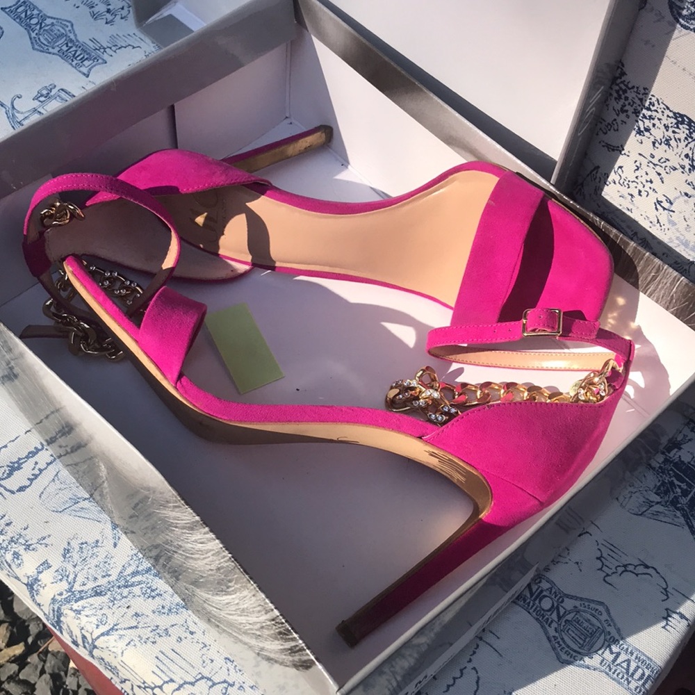 GUC with box Jlo 10M Malika heel hot pink with chains and strap